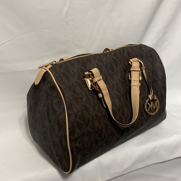 brown and tan michael kors bag - Picture 3 of 8